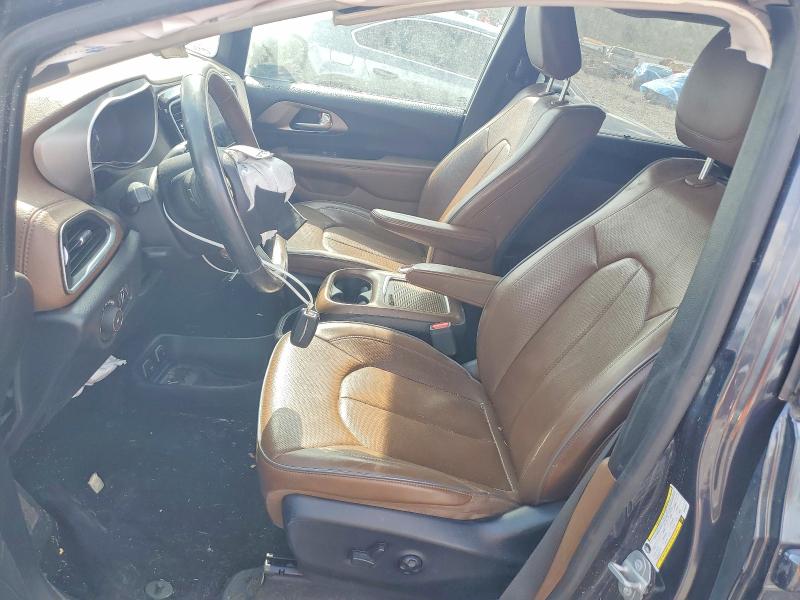 47777636 :رقم المزاد ، 2C4RC1GG9KR738797 vin ، 2019 Chrysler Pacifica L Fwd مزاد بيع