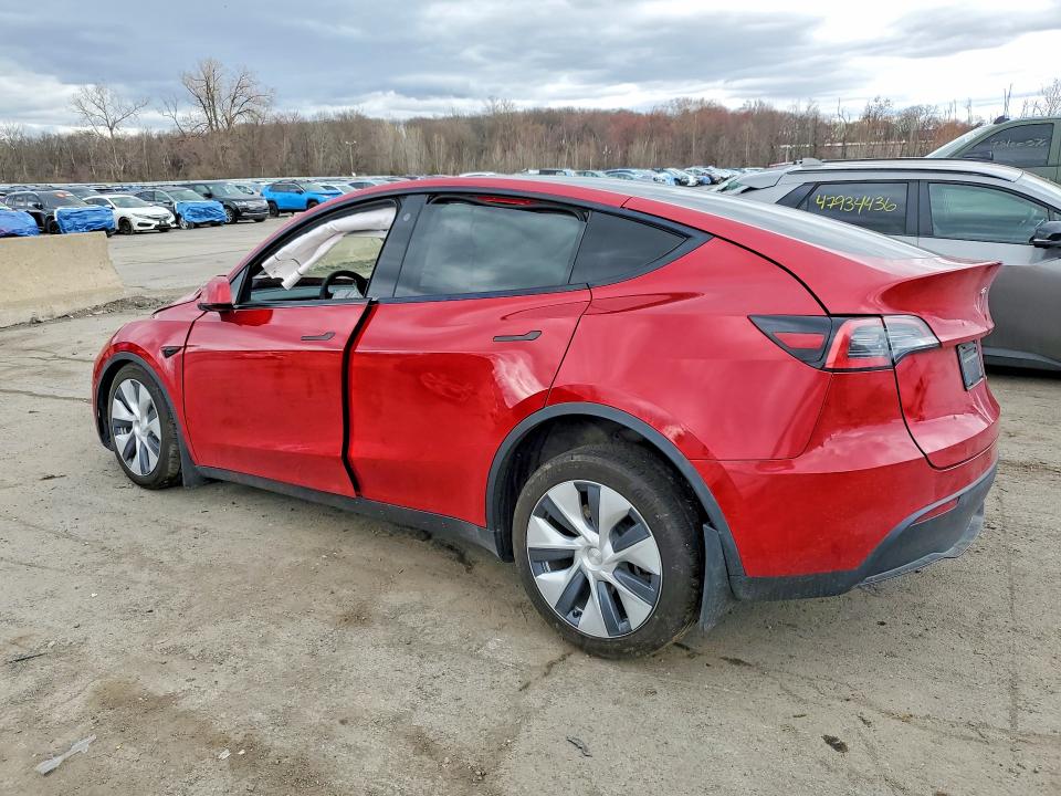 48000936 :رقم المزاد ، 5YJYGDEE3MF139315 vin ، 2021 Tesla Model Y مزاد بيع