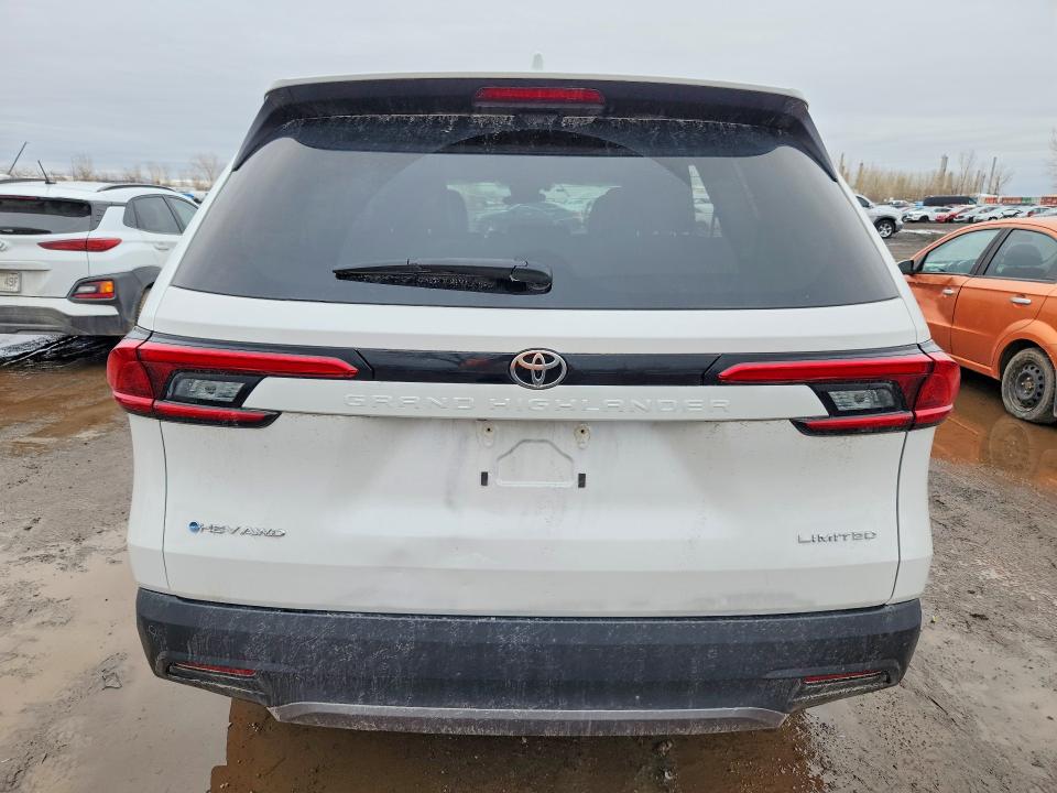 Продажа на аукционе авто 2024 Toyota Grand Highlander Hybrid, vin: 5TDACAB58RS007427, номер лота: 49732086