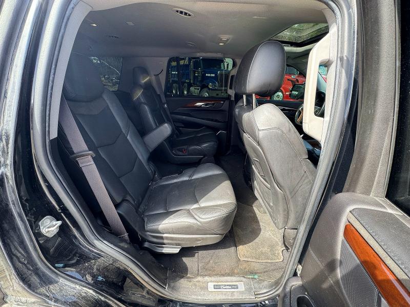 51020736 :رقم المزاد ، 1GYS4BKJ6HR196848 vin ، 2017 Cadillac Escalade مزاد بيع
