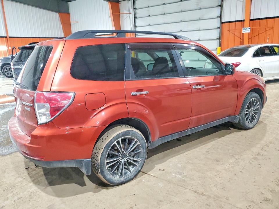 46562766 :رقم المزاد ، JF2SH6CC0AH794402 vin ، 2010 Subaru Forester مزاد بيع