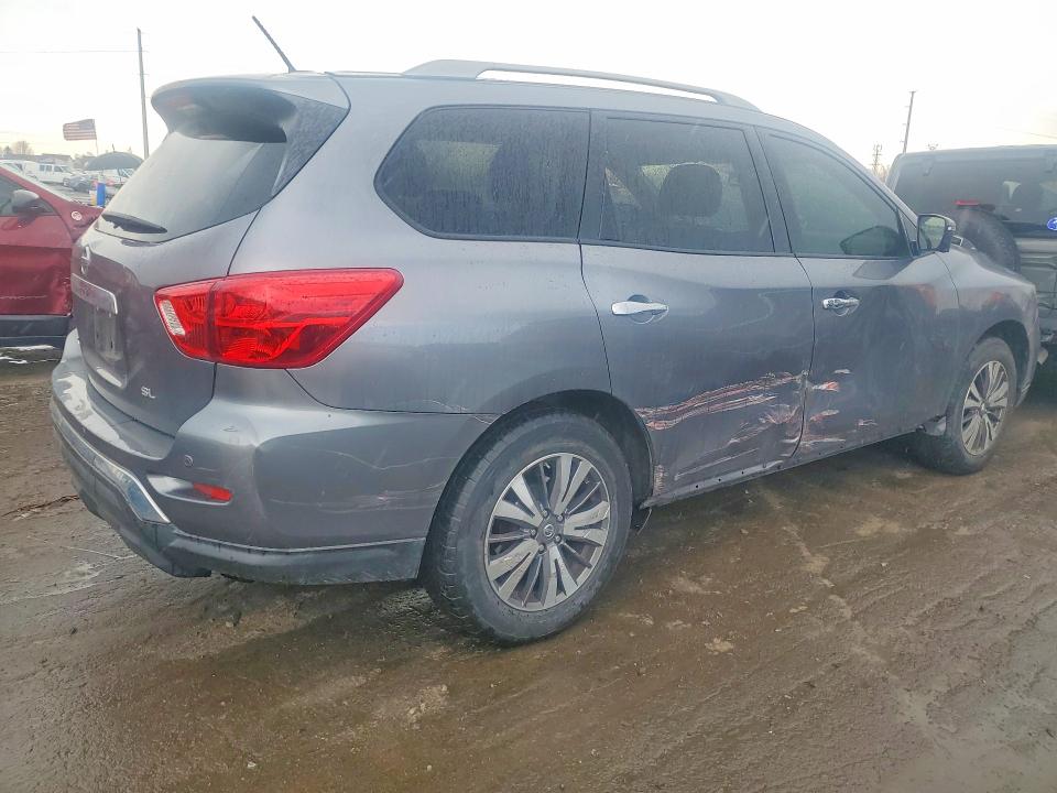 47276076 :رقم المزاد ، 5N1DR2MN5JC604440 vin ، 2018 Nissan Pathfinder مزاد بيع