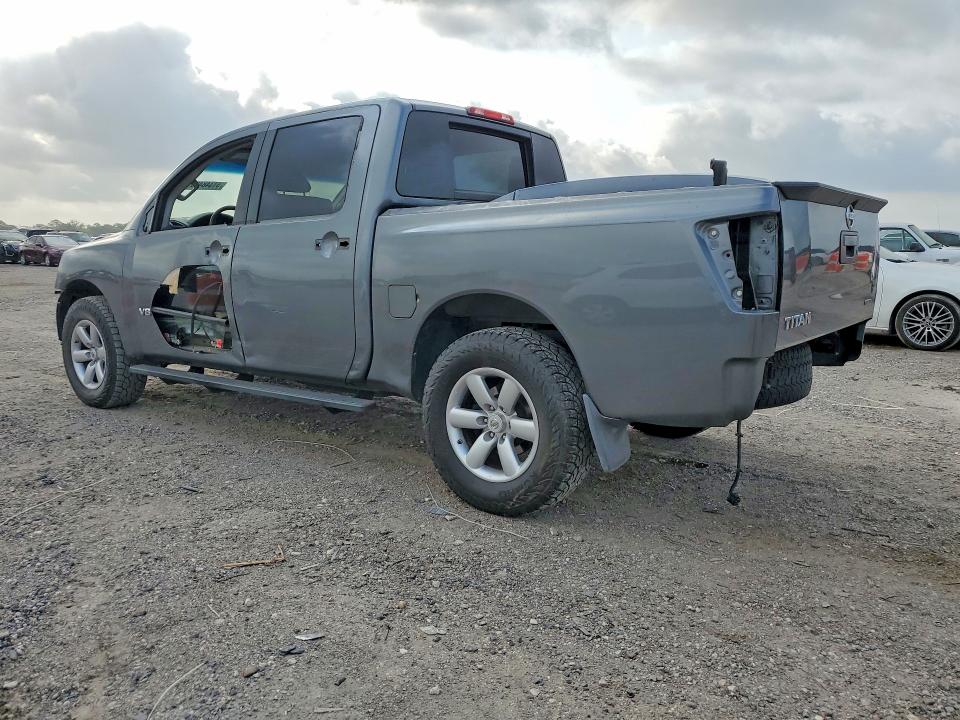 51348466 :رقم المزاد ، 1N6BA0EK3FN510304 vin ، 2015 Nissan Titan مزاد بيع