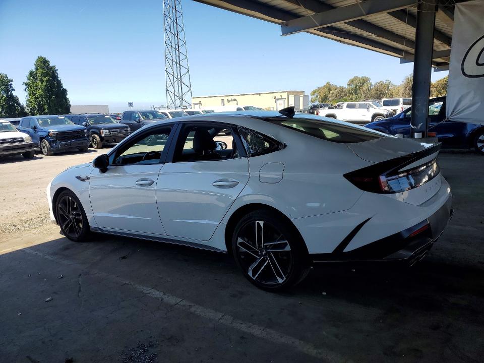 Продажа на аукционе авто 2024 Hyundai Sonata, vin: KMHL54JC0RA405907, номер лота: 51880316