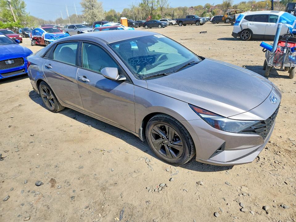49363886 :رقم المزاد ، KMHLM4AG3NU353400 vin ، 2022 Hyundai Elantra مزاد بيع
