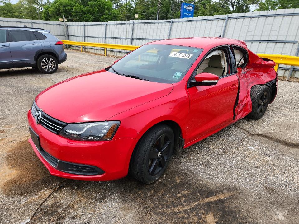48811276 :رقم المزاد ، 3VWLL7AJ2EM223596 vin ، 2014 Volkswagen Jetta مزاد بيع