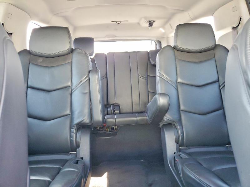 50169616 :رقم المزاد ، 1GYS4SKJ7FR689337 vin ، 2015 Cadillac Escalade مزاد بيع