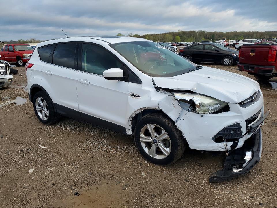 49569646 :رقم المزاد ، 1FMCU9G92GUA31758 vin ، 2016 Ford Escape مزاد بيع