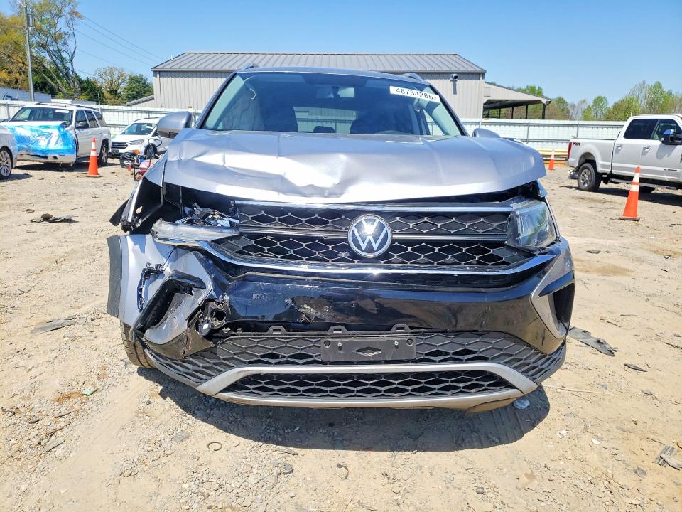 48734286 :رقم المزاد ، 3VVWX7B26NM059654 vin ، 2022 Volkswagen Taos مزاد بيع