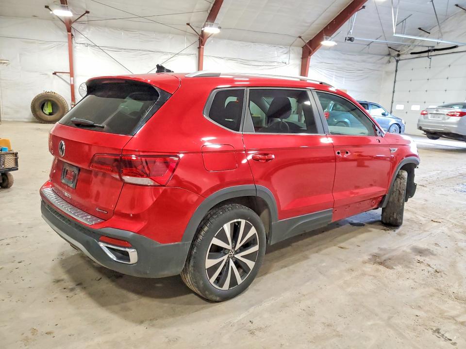 Продажа на аукционе авто 2022 Volkswagen Taos, vin: 3VVWX7B26NM037718, номер лота: 48743586