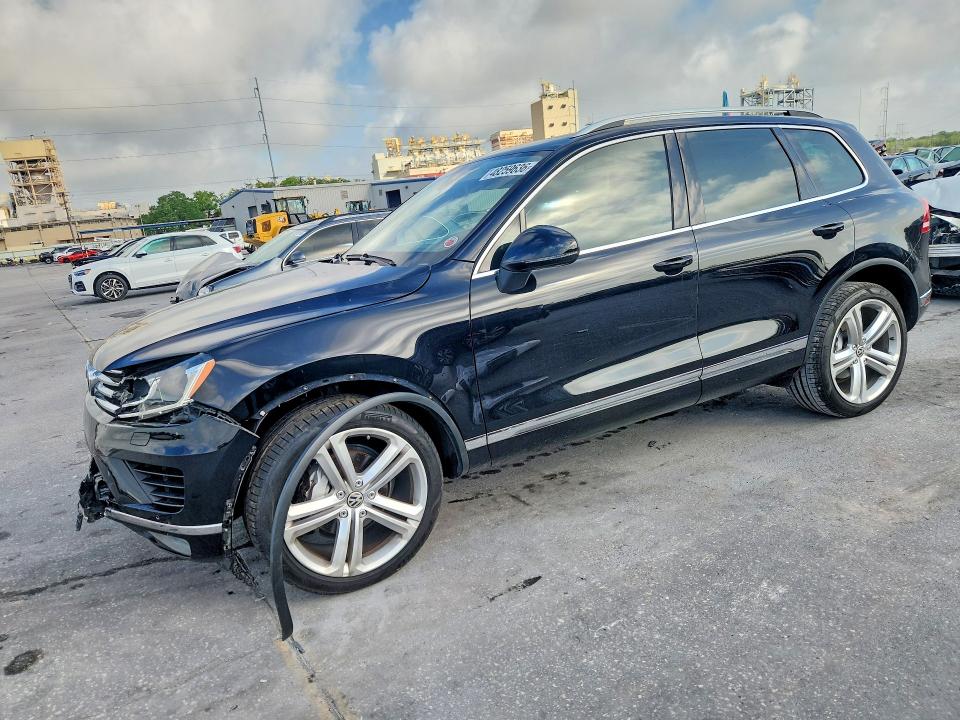 48259636 :رقم المزاد ، WVGGF7BP7HD004689 vin ، 2017 Volkswagen Touareg مزاد بيع