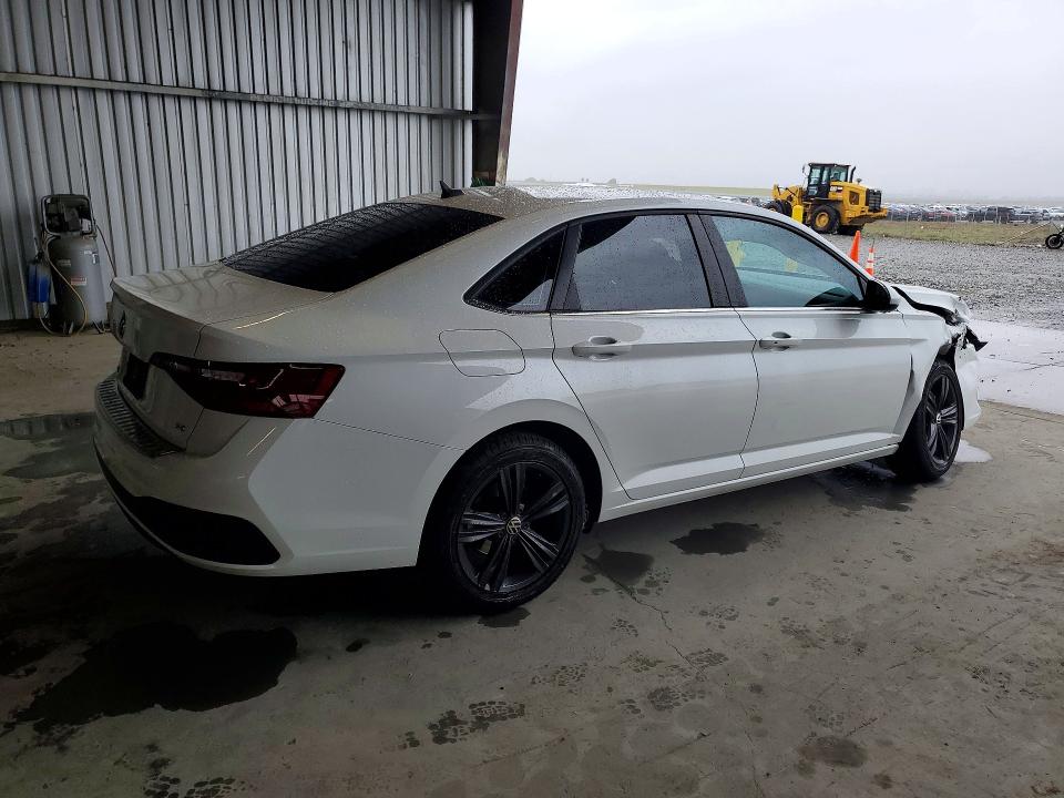 50676886 :رقم المزاد ، 3VWEM7BU9PM010873 vin ، 2023 Volkswagen Jetta مزاد بيع