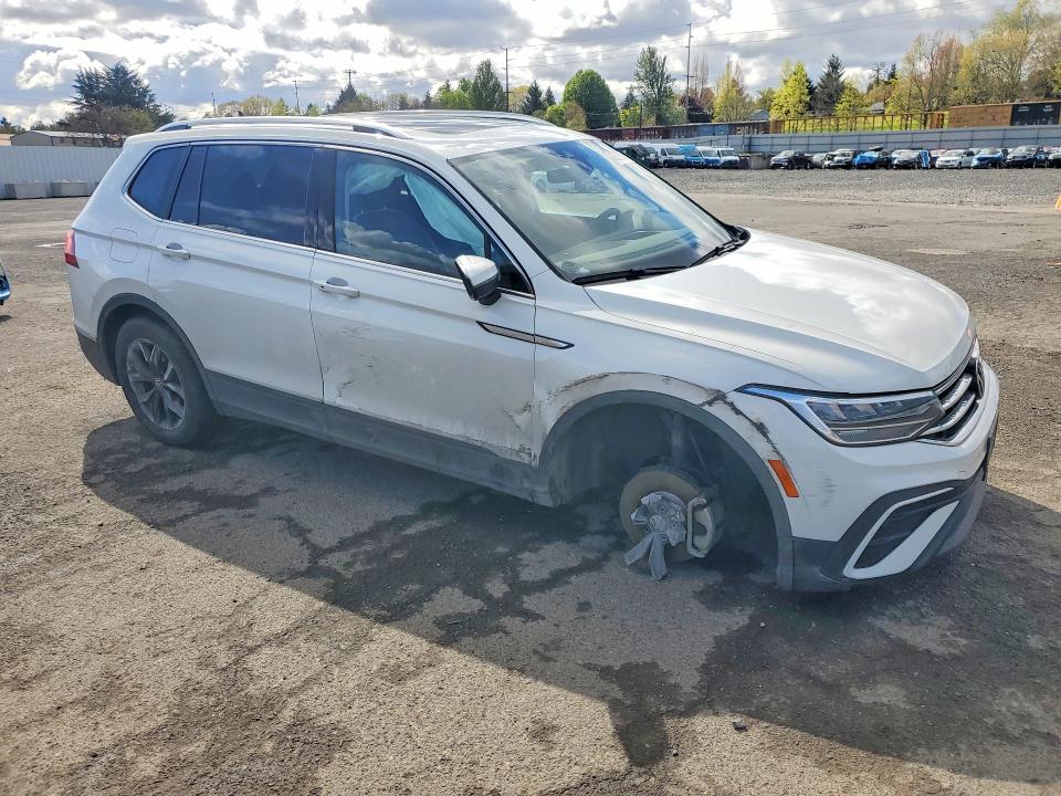 49860386 :رقم المزاد ، 3VV2B7AX2NM131976 vin ، 2022 Volkswagen Tiguan مزاد بيع