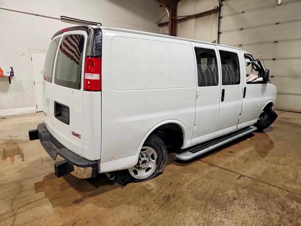 47288956 :رقم المزاد ، 1GTW7AFP8R1154737 vin ، 2024 Gmc Savana مزاد بيع
