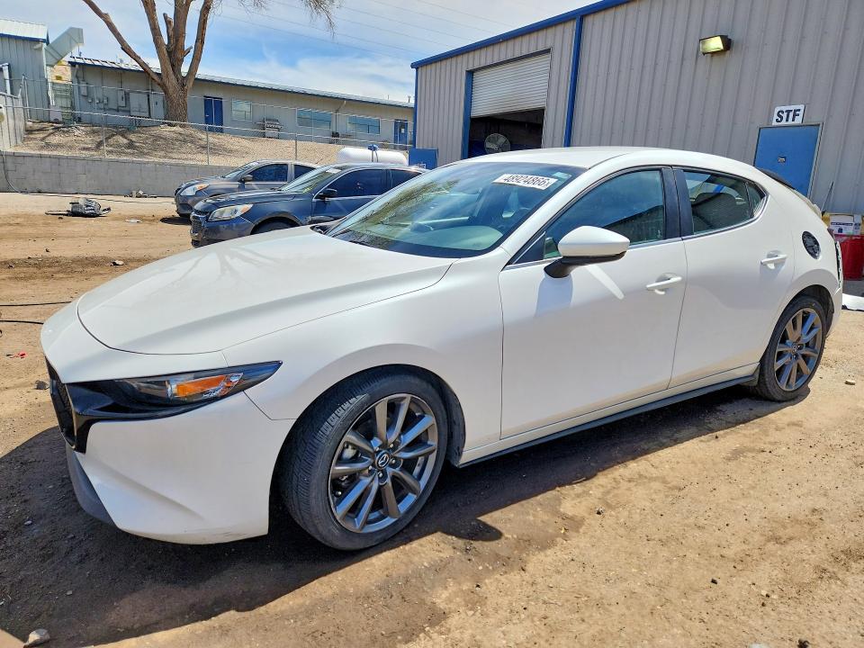 Продаж на аукціоні авто 2021 Mazda 3, vin: JM1BPAKL5M1321761, номер лоту: 48924866