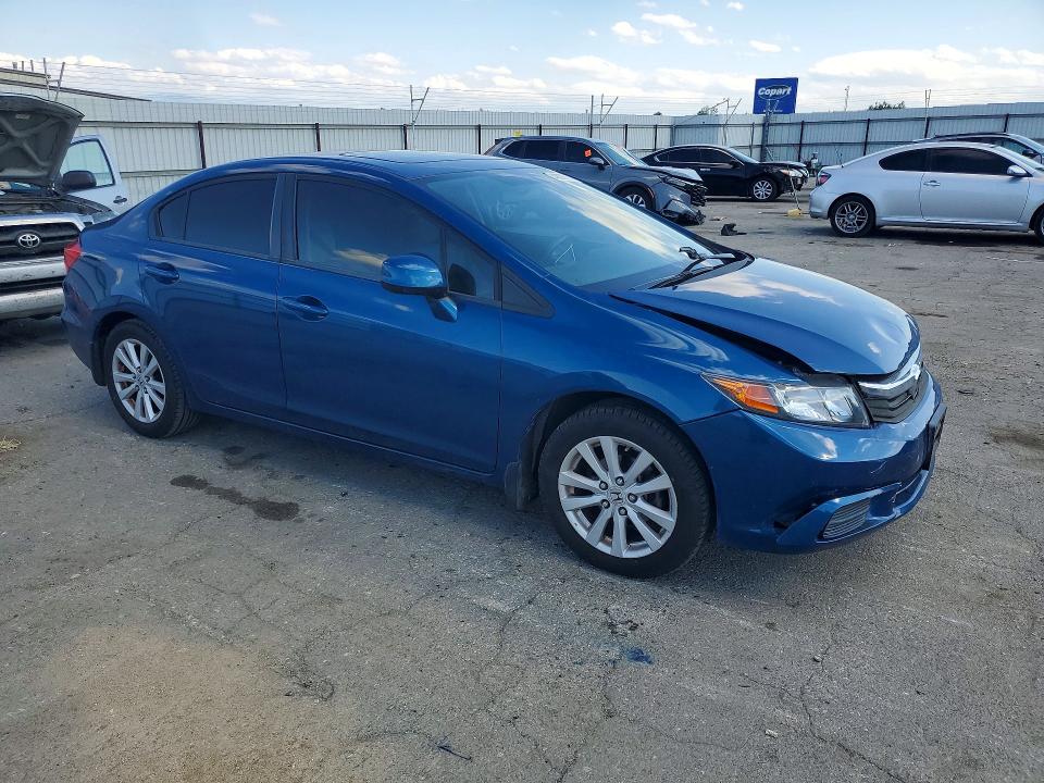 Продажа на аукционе авто 2012 Honda Civic, vin: 2HGFB2F93CH533399, номер лота: 48355826