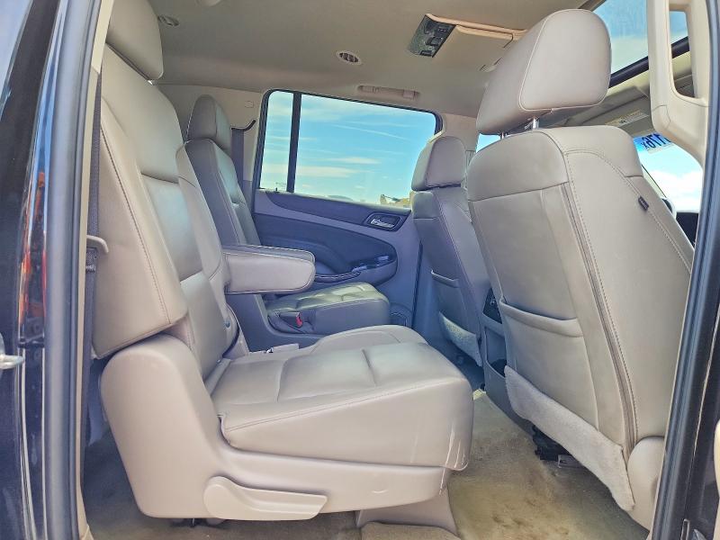 2017 Chevrolet Suburban Lt 1500 მანქანა იყიდება აუქციონზე, vin: 1GNSKHKC6HR242220, აუქციონის ნომერი: 48513176