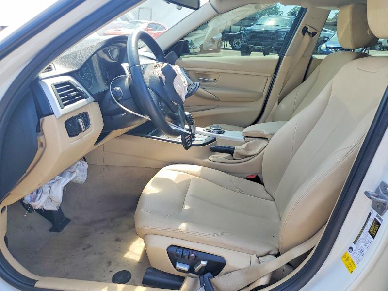 Продаж на аукціоні авто 2016 Bmw 320, vin: WBA8E1G59GNU12293, номер лоту: 51122316