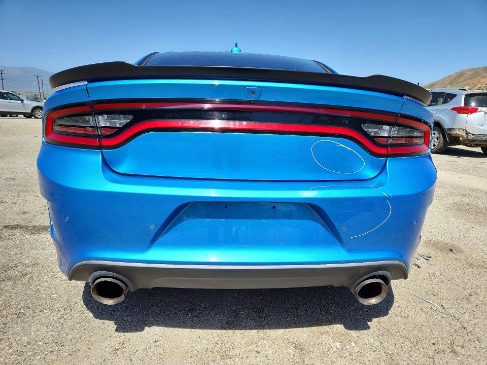 50432716 :رقم المزاد ، 2C3CDXGJ2JH335786 vin ، 2018 Dodge Charger مزاد بيع
