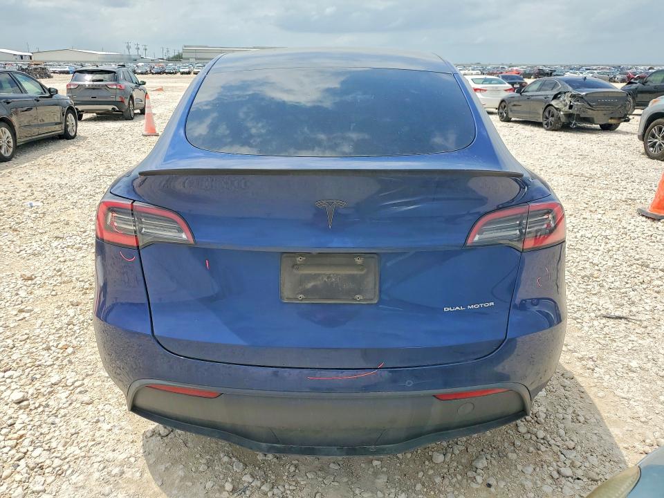 49486606 :رقم المزاد ، 5YJYGDEE4MF073891 vin ، 2021 Tesla Model Y مزاد بيع