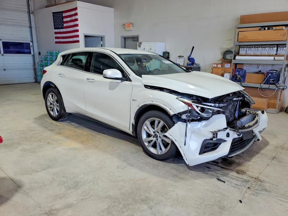 48717376 :رقم المزاد ، SJKCH5CP7JA005152 vin ، 2018 Infiniti Qx30 مزاد بيع