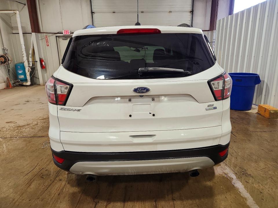 Продажа на аукционе авто 2018 Ford Escape, vin: 1FMCU9GD1JUC37620, номер лота: 50274266