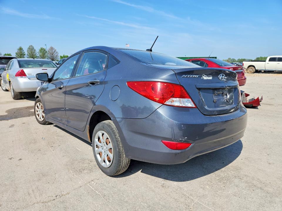2013 Hyundai Accent მანქანა იყიდება აუქციონზე, vin: KMHCT4AE4DU375549, აუქციონის ნომერი: 50325786
