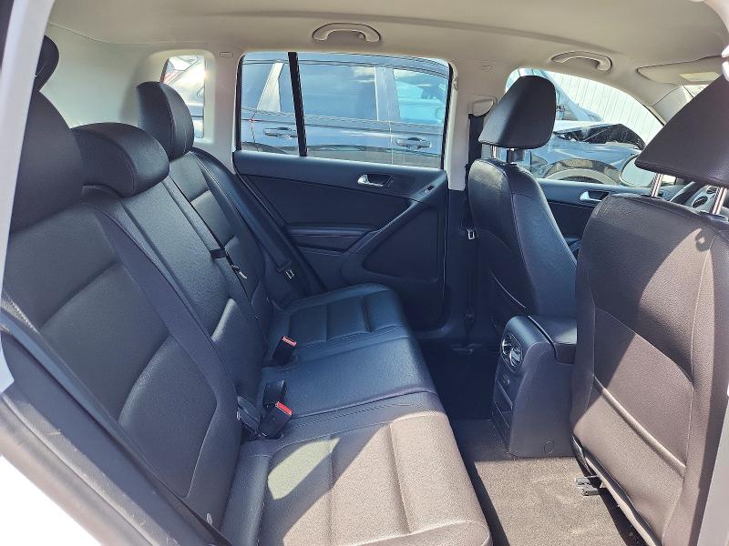 Aukcja sprzedaży 2016 Volkswagen Tiguan, vin: WVGAV7AX9GW607205, numer aukcji: 51208306