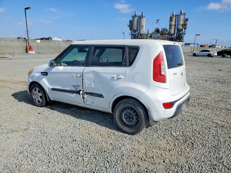 51144886 :رقم المزاد ، KNDJT2A52D7551531 vin ، 2013 Kia Soul مزاد بيع