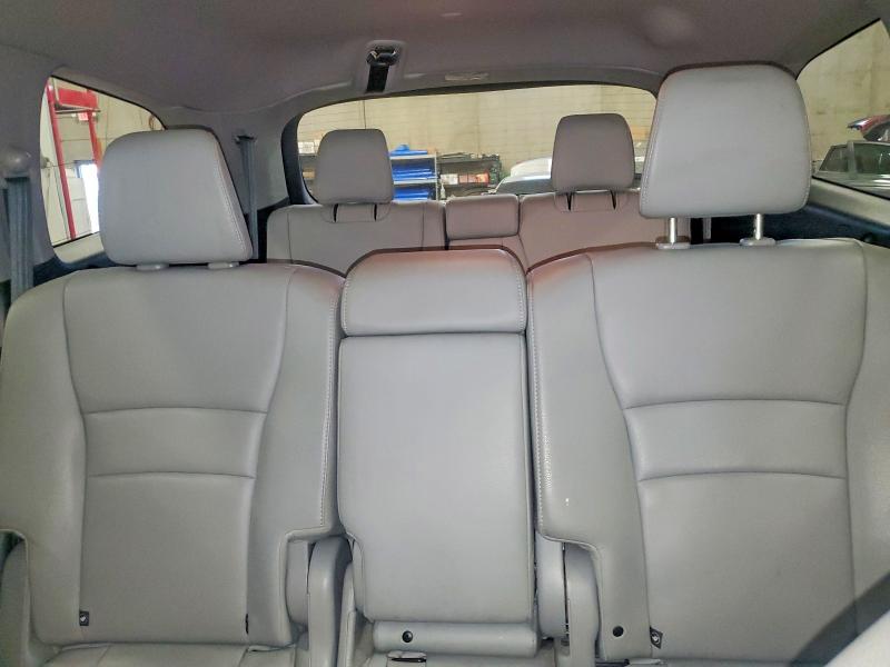Продажа на аукционе авто 2016 Honda Pilot, vin: 5FNYF6H55GB019160, номер лота: 50619016