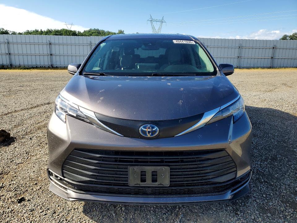 49441656 :رقم المزاد ، 5TDBRKEC7NS078132 vin ، 2022 Toyota Sienna مزاد بيع