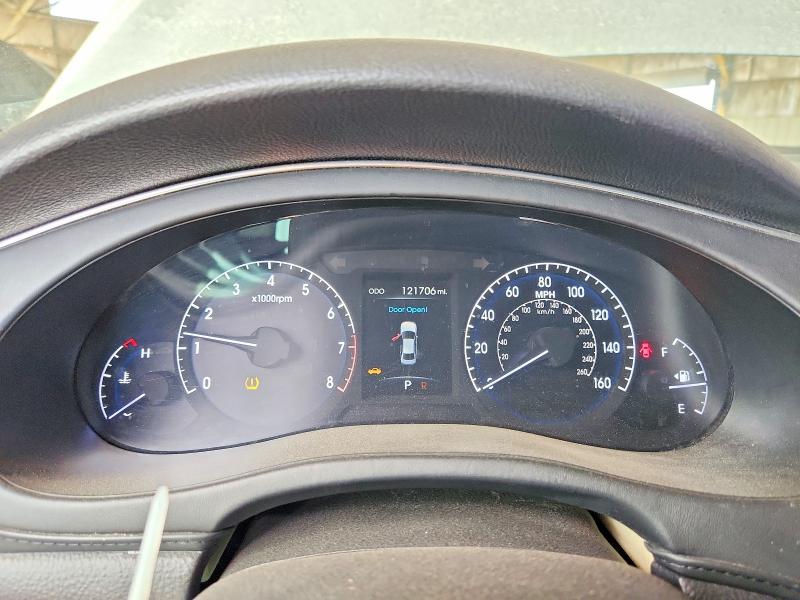 50950946 :رقم المزاد ، KMHGC4DHXCU187642 vin ، 2012 Hyundai Genesis مزاد بيع