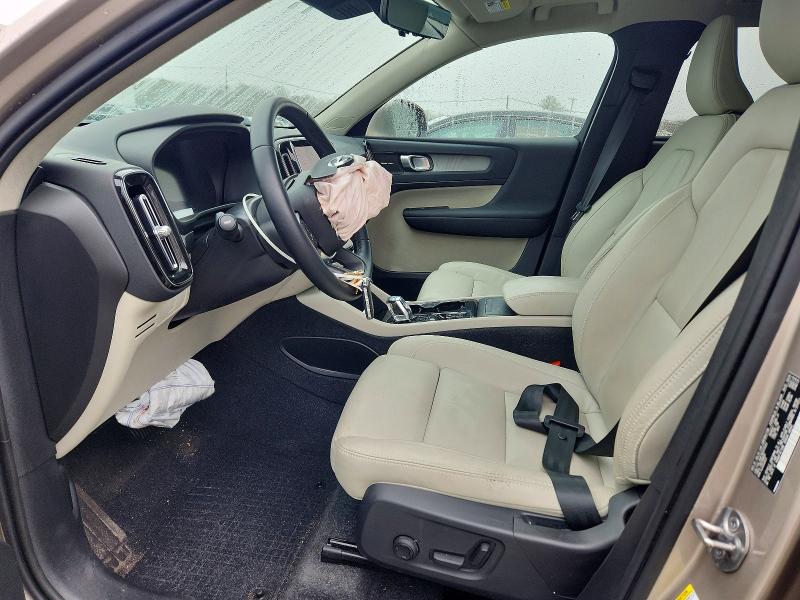 48566896 :رقم المزاد ، YV4L12UF7R2375323 vin ، 2024 Volvo Xc40 مزاد بيع