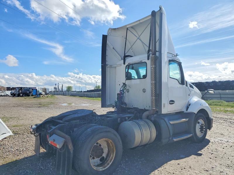 Продажа на аукционе авто 2016 Kenworth T680, vin: 1XKYA48X0GJ496516, номер лота: 46213956