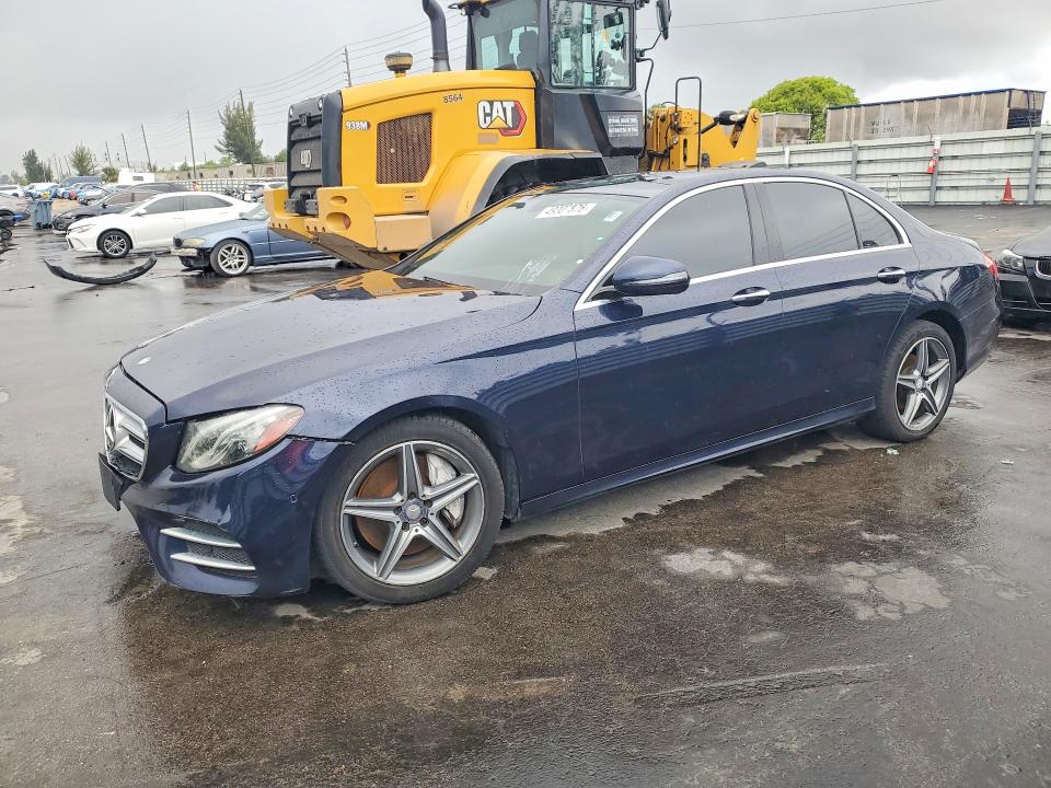 49307876 :رقم المزاد ، WDDZF4KB8HA065248 vin ، 2017 Mercedes-benz E مزاد بيع