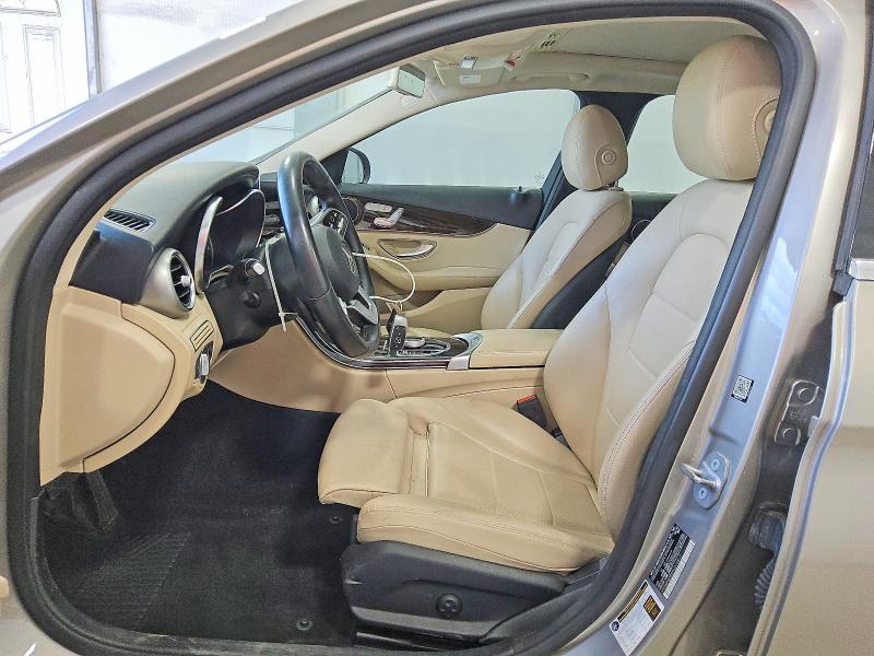 50409826 :رقم المزاد ، 55SWF8DB8KU316817 vin ، 2019 Mercedes-benz C مزاد بيع