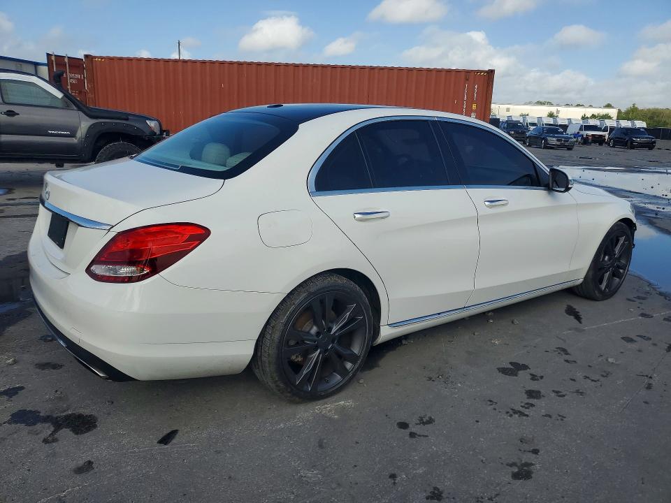 Продажа на аукционе авто 2016 Mercedes-benz C, vin: 55SWF4JB0GU133867, номер лота: 48570546