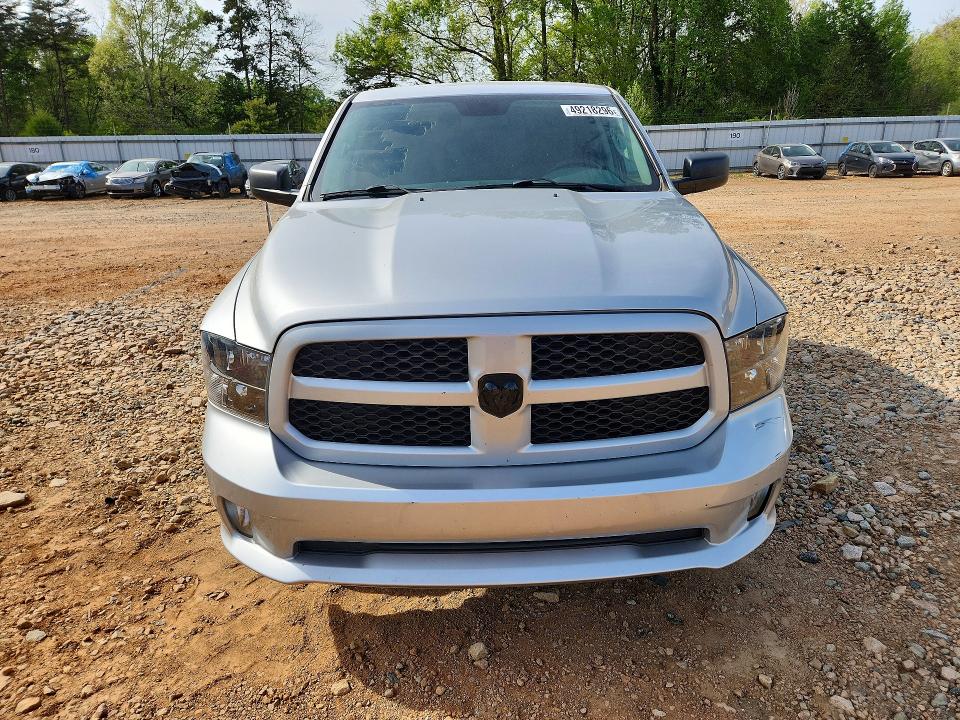 49218296 :رقم المزاد ، 1C6RR6KT1HS695717 vin ، 2017 Ram 1500 مزاد بيع