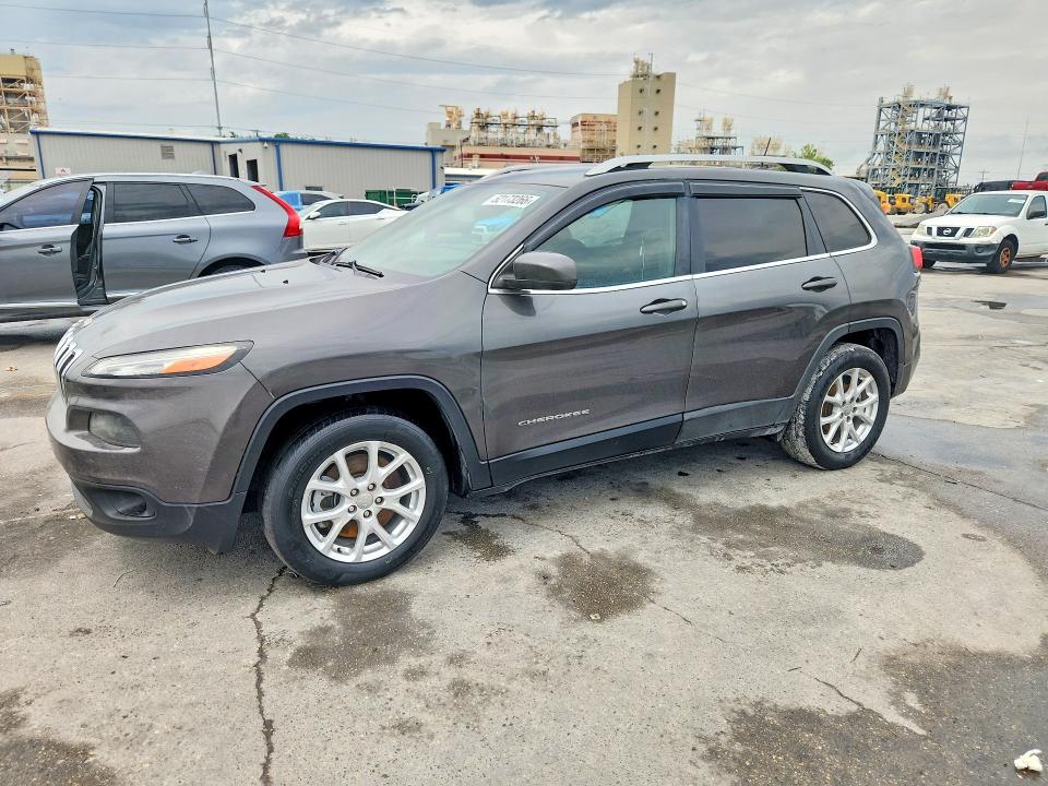 Продажа на аукционе авто 2017 Jeep Cherokee, vin: 1C4PJLCB3HW642814, номер лота: 52173266