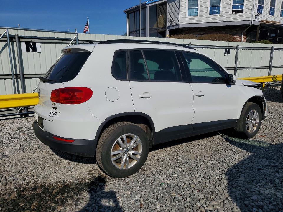 Продажа на аукционе авто 2017 Volkswagen Tiguan, vin: WVGBV7AX0HK035339, номер лота: 49267746
