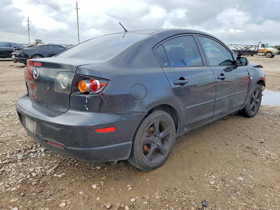 Продаж на аукціоні авто 2005 Mazda 3, vin: JM1BK12F151341211, номер лоту: 49754766