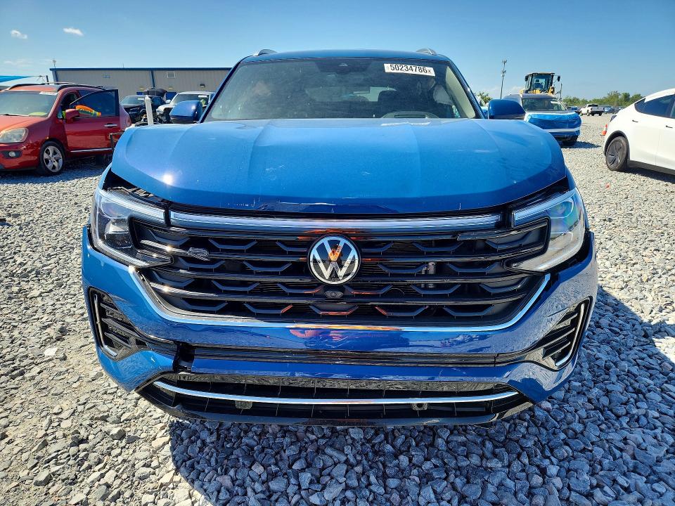50234786 :رقم المزاد ، 1V2FE2CA5SC230189 vin ، 2025 Volkswagen Atlas Cross Sport مزاد بيع