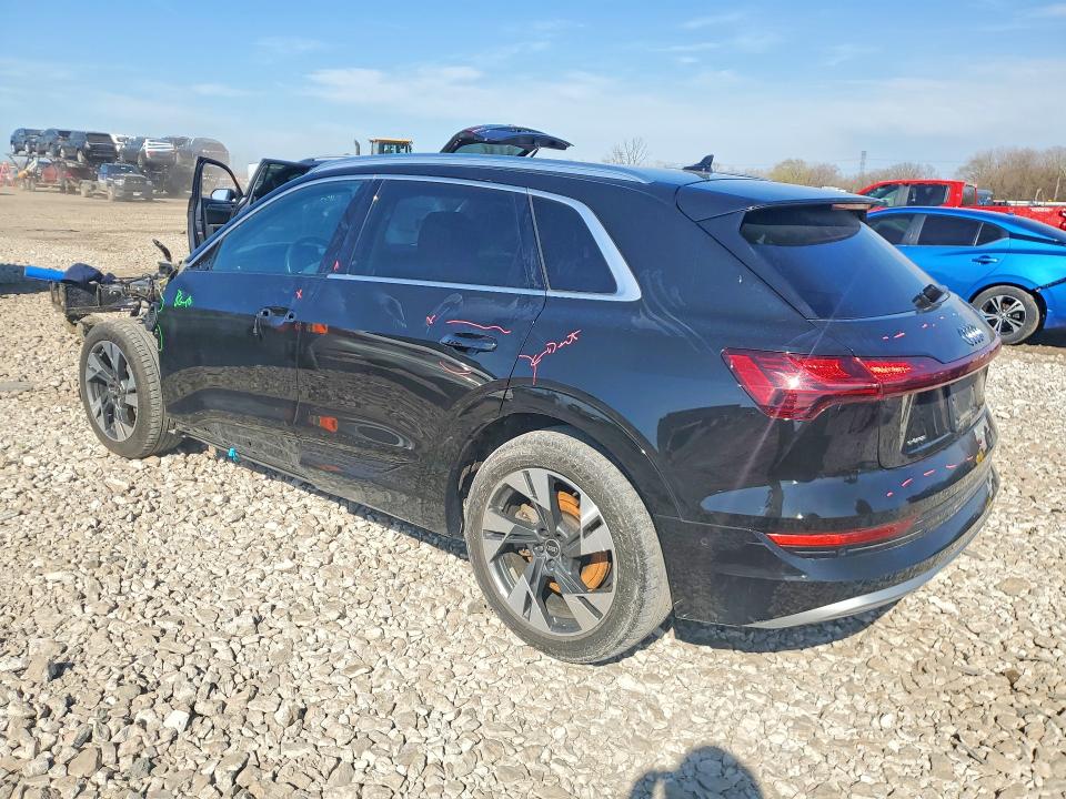 Aukcja sprzedaży 2022 Audi E-tron, vin: WA1LABGE0NB011156, numer aukcji: 48963756