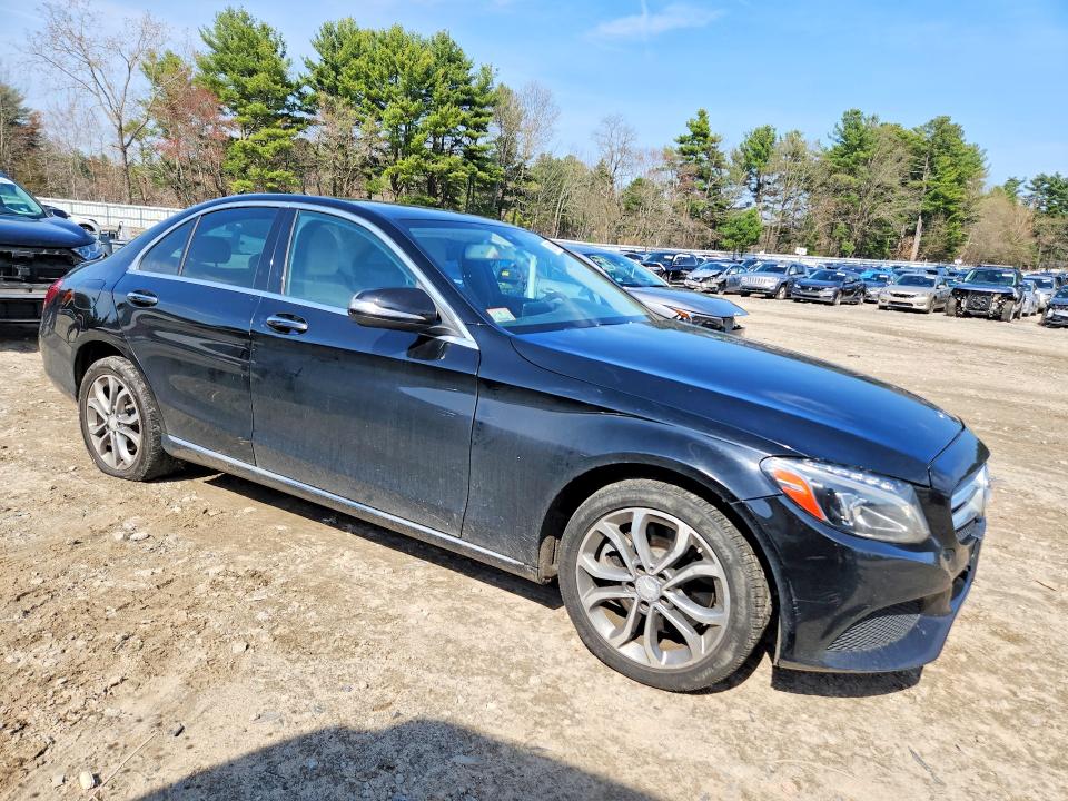 50091156 :رقم المزاد ، 55SWF4KB6GU111046 vin ، 2016 Mercedes-benz C مزاد بيع