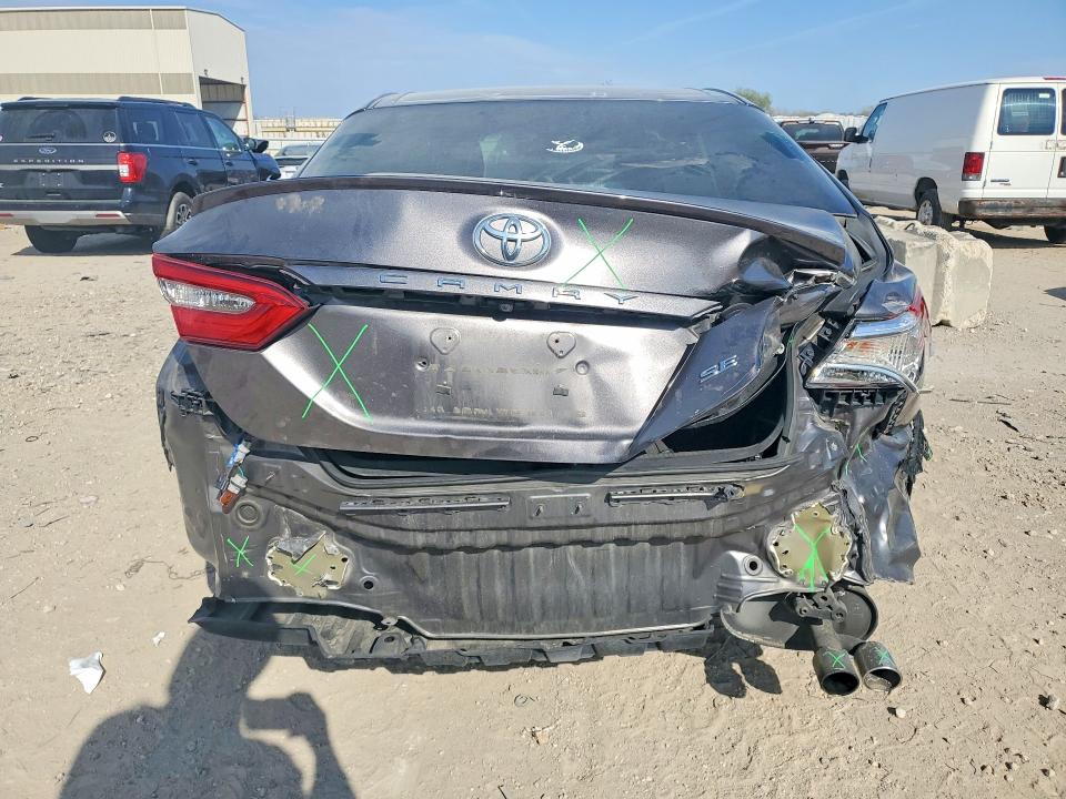 Продажа на аукционе авто 2018 Toyota Camry, vin: 4T1B11HK4JU019724, номер лота: 48680376
