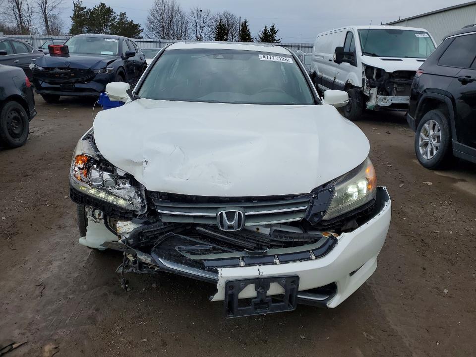 Продажа на аукционе авто 2015 Honda Accord, vin: 1HGCR2F98FA802028, номер лота: 47777126