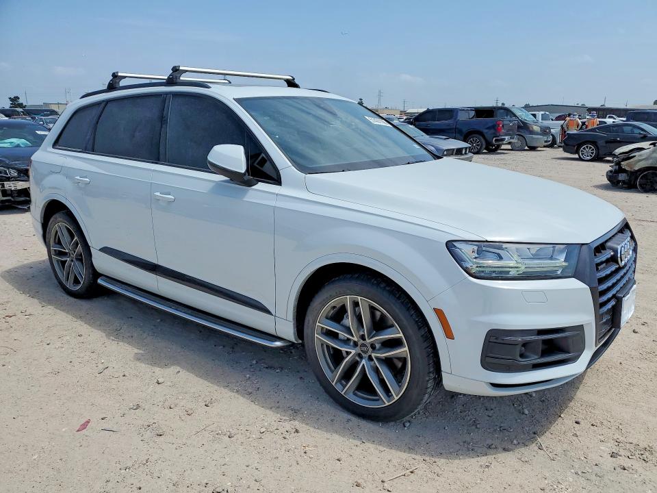 Продажа на аукционе авто 2018 Audi Q7, vin: WA1VAAF78JD014794, номер лота: 51431196
