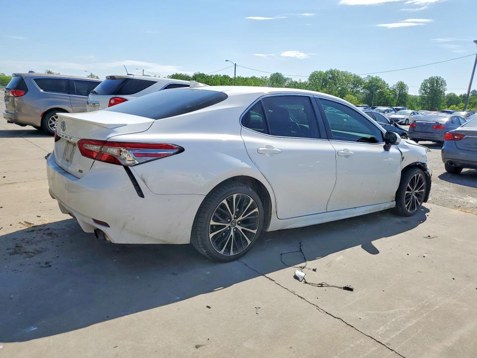 Продаж на аукціоні авто 2019 Toyota Camry, vin: 4T1B11HK0KU182825, номер лоту: 50664596