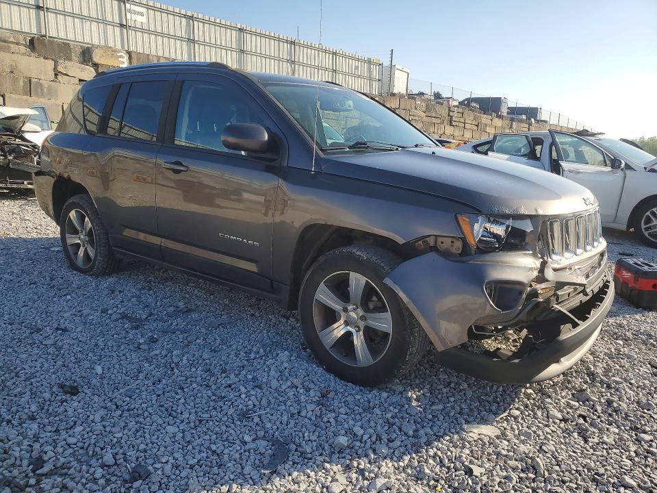 51094986 :رقم المزاد ، 1C4NJDEB2GD772085 vin ، 2016 Jeep Compass مزاد بيع