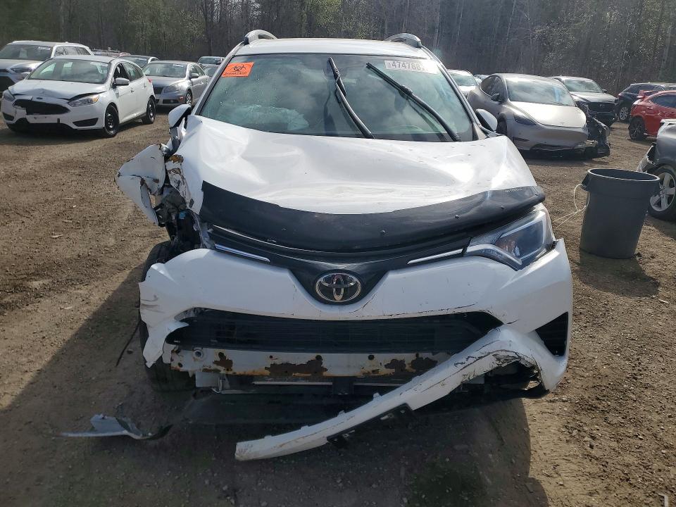 47478876 :رقم المزاد ، 2T3ZFREV2JW469621 vin ، 2018 Toyota Rav4 مزاد بيع
